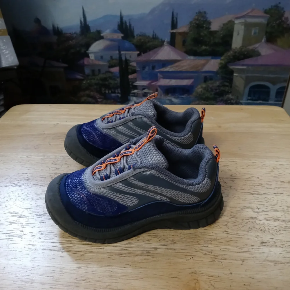 OshKosh B'gosh Toddler Boy Sneakers 👦
